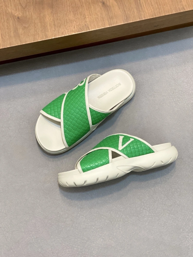Efficient Bxttxga Vxnxta Slippers 112302