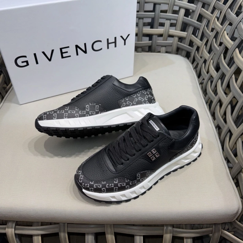 Gxvxnchy Sneakers Efficient 151869