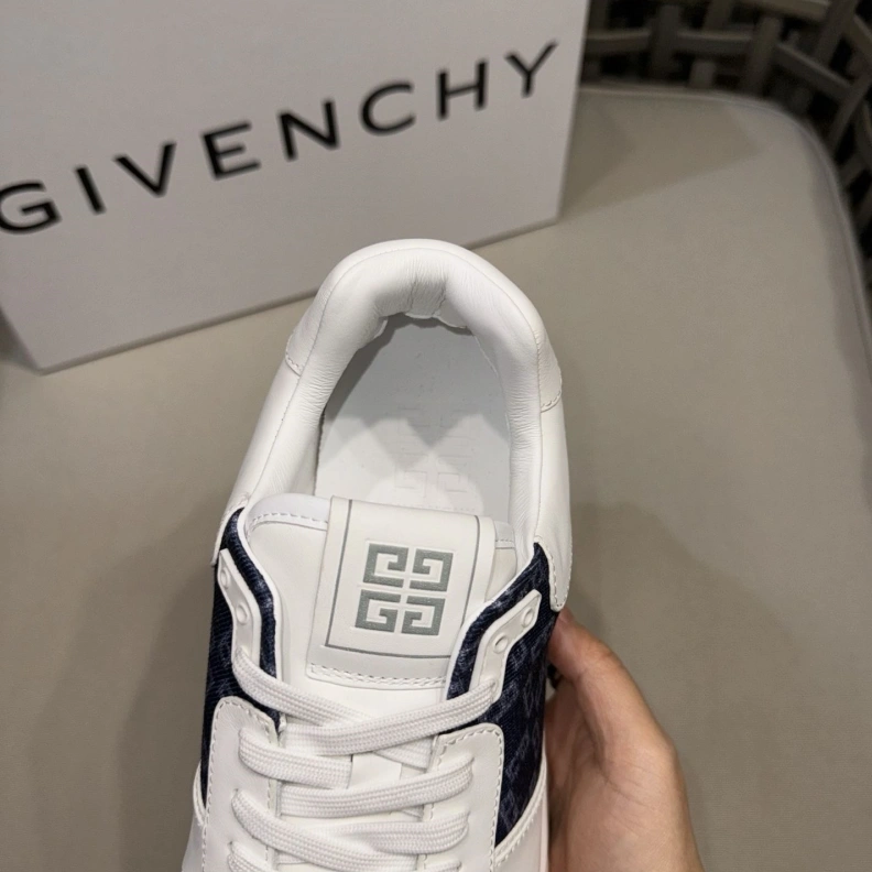 Comfortable Gxvxnchy Sneakers 151856