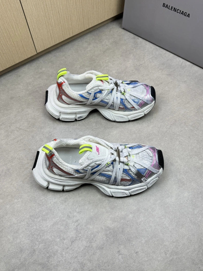 GoodFit Bxlxnciaga Sneakers 109250