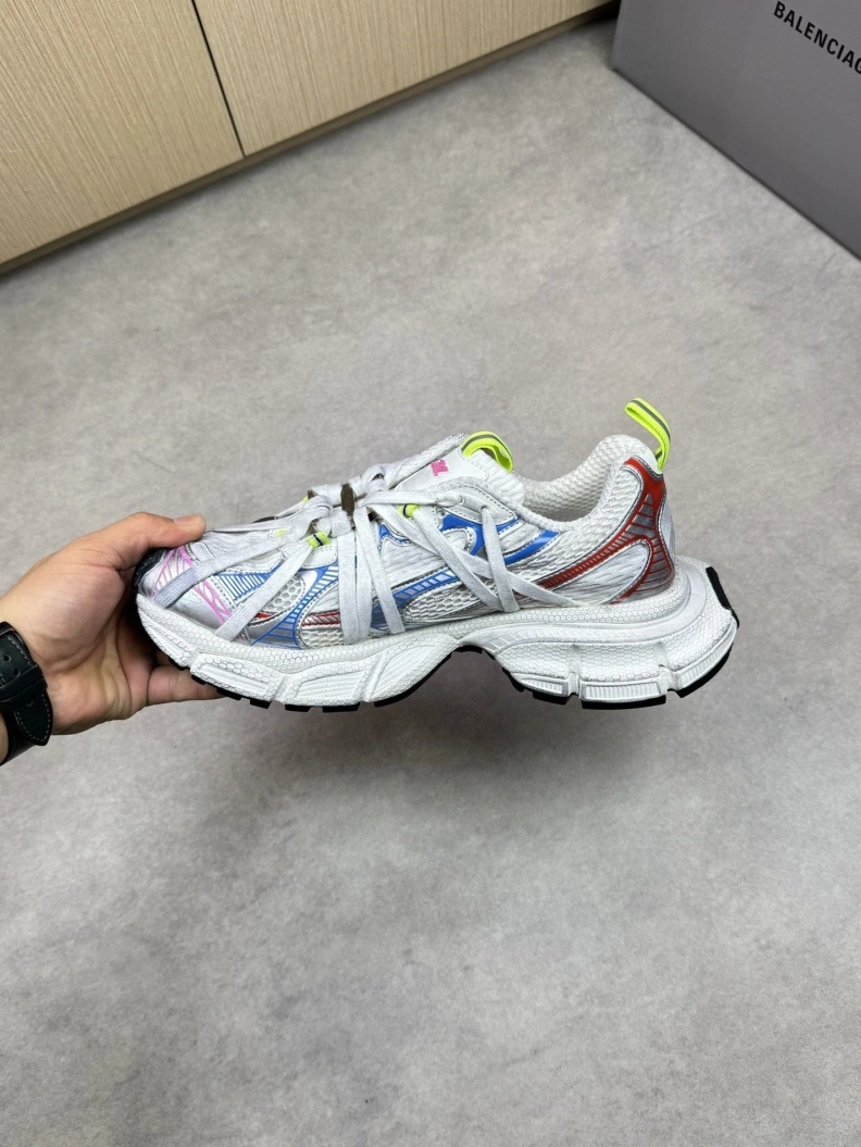 GoodFit Bxlxnciaga Sneakers 109250