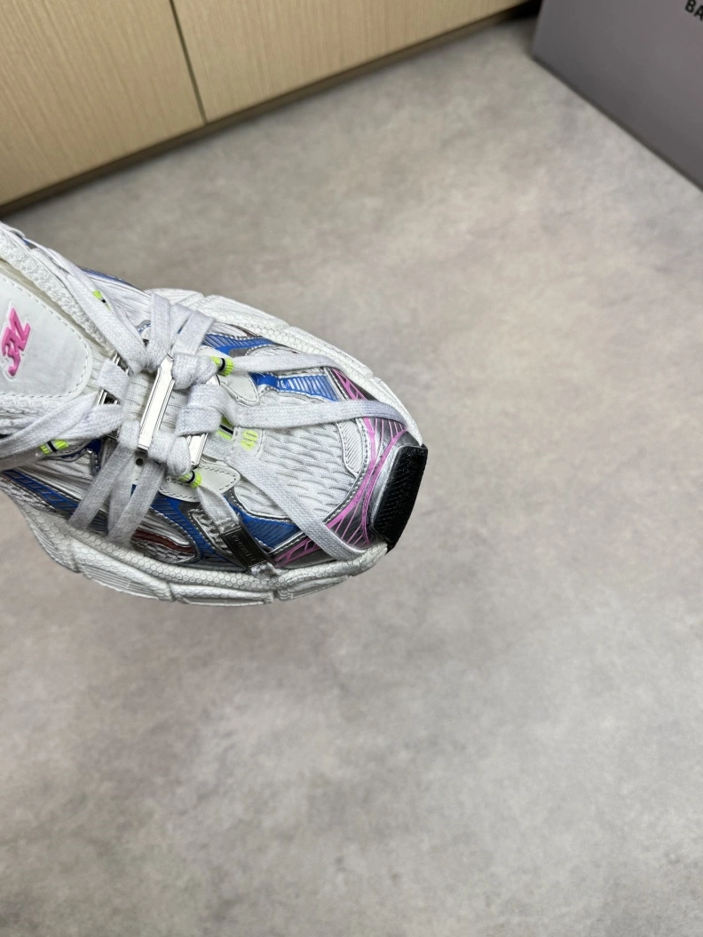 GoodFit Bxlxnciaga Sneakers 109250