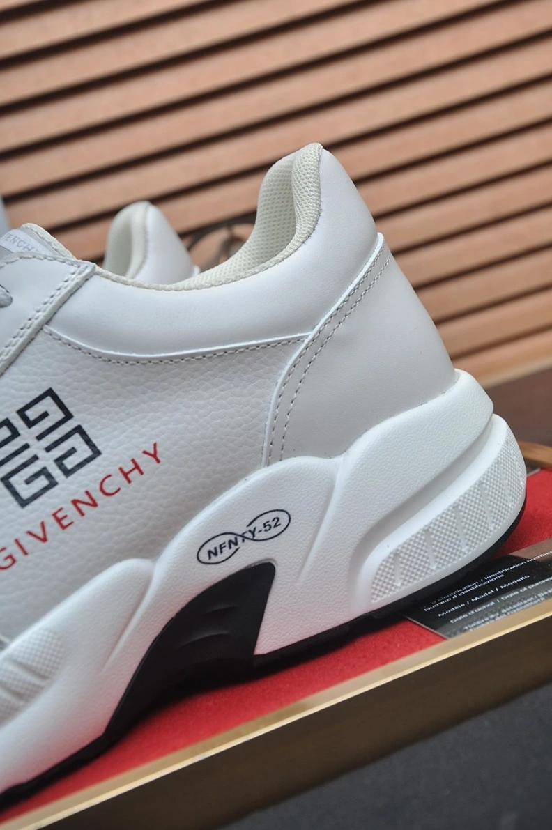 Gxvxnchy Sneakers Functional 151859