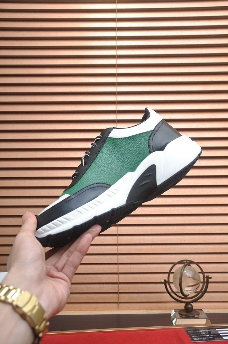 Cozy Gxvxnchy Sneakers 151844