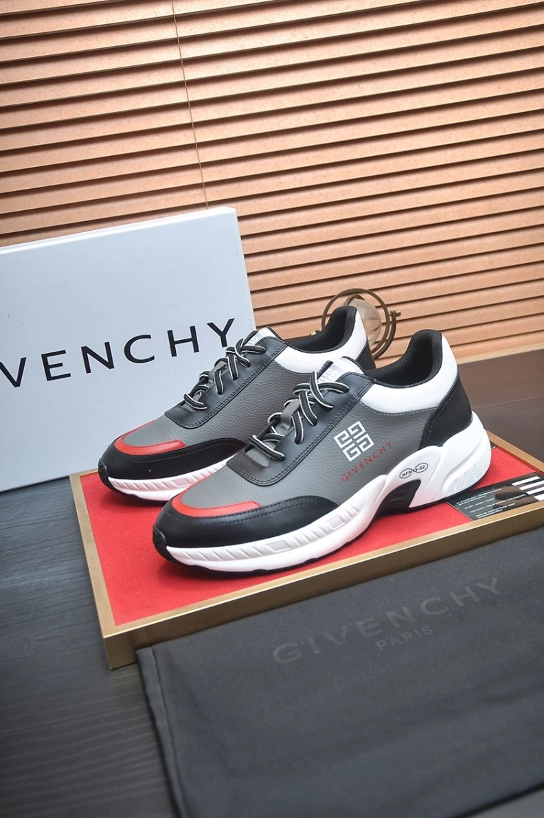 Gxvxnchy Sneakers Lightweight 151835