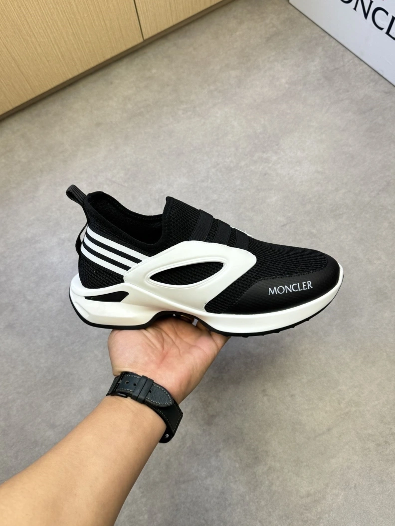 Mxnclxr Sneakers Vibrant 197174
