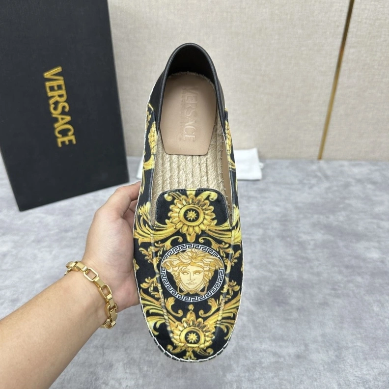 Bright Gxvxnchy Leather Shoes 152021