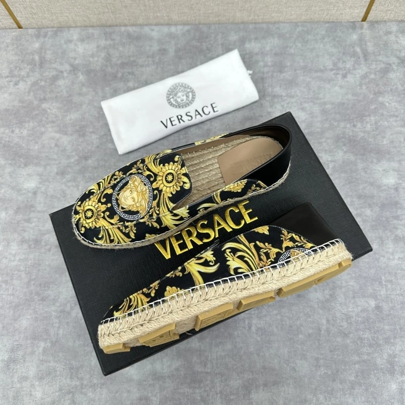 Bright Gxvxnchy Leather Shoes 152021