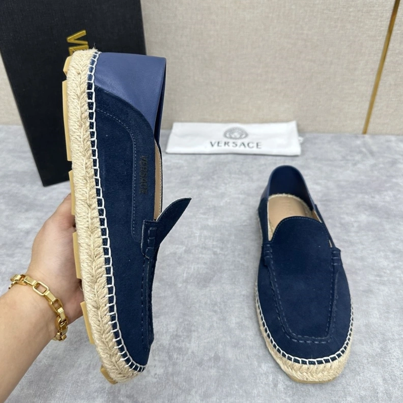 Bold Gxvxnchy Leather Shoes 152018