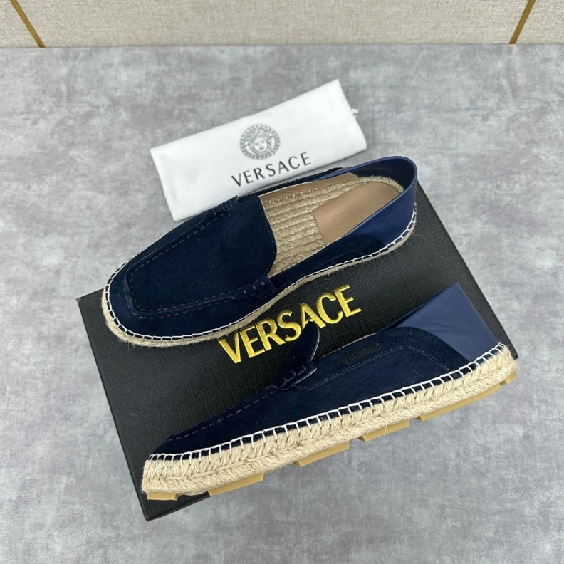 Bold Gxvxnchy Leather Shoes 152018