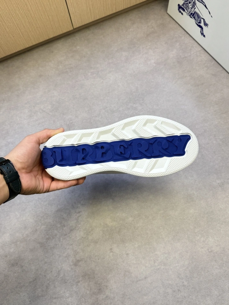 Bxrbxrry Sneakers Trendsetting 114404