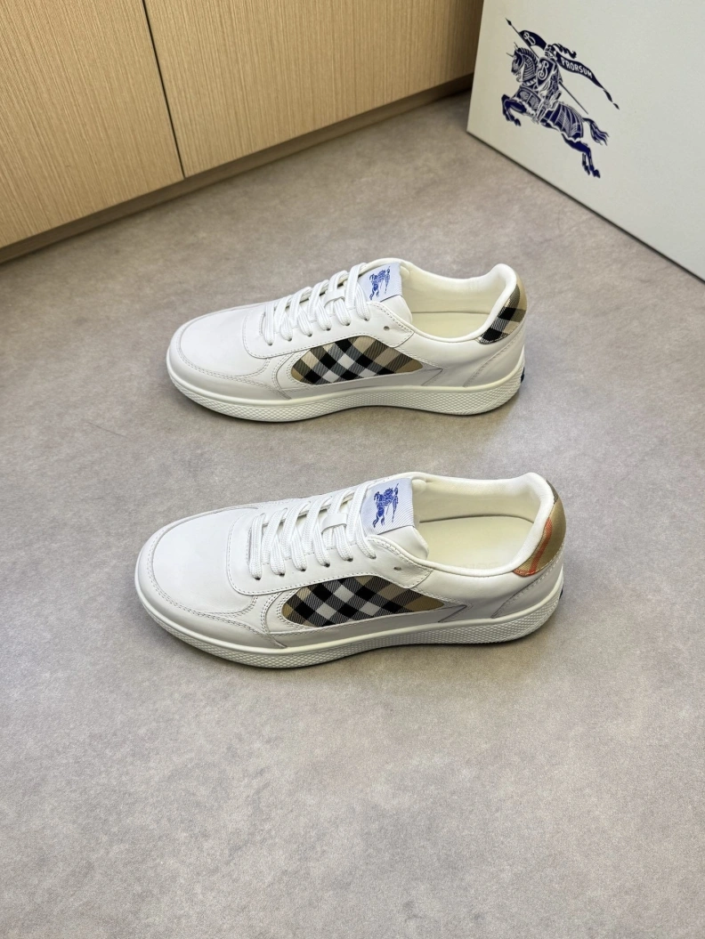 Affordable Bxrbxrry Sneakers 114389