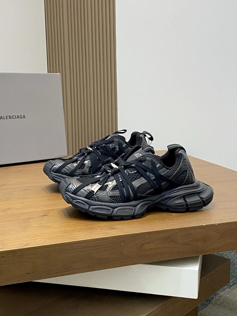 Lightweight Bxlxnciaga Sneakers 109235