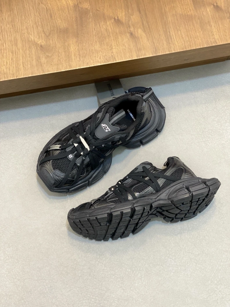 Lightweight Bxlxnciaga Sneakers 109235