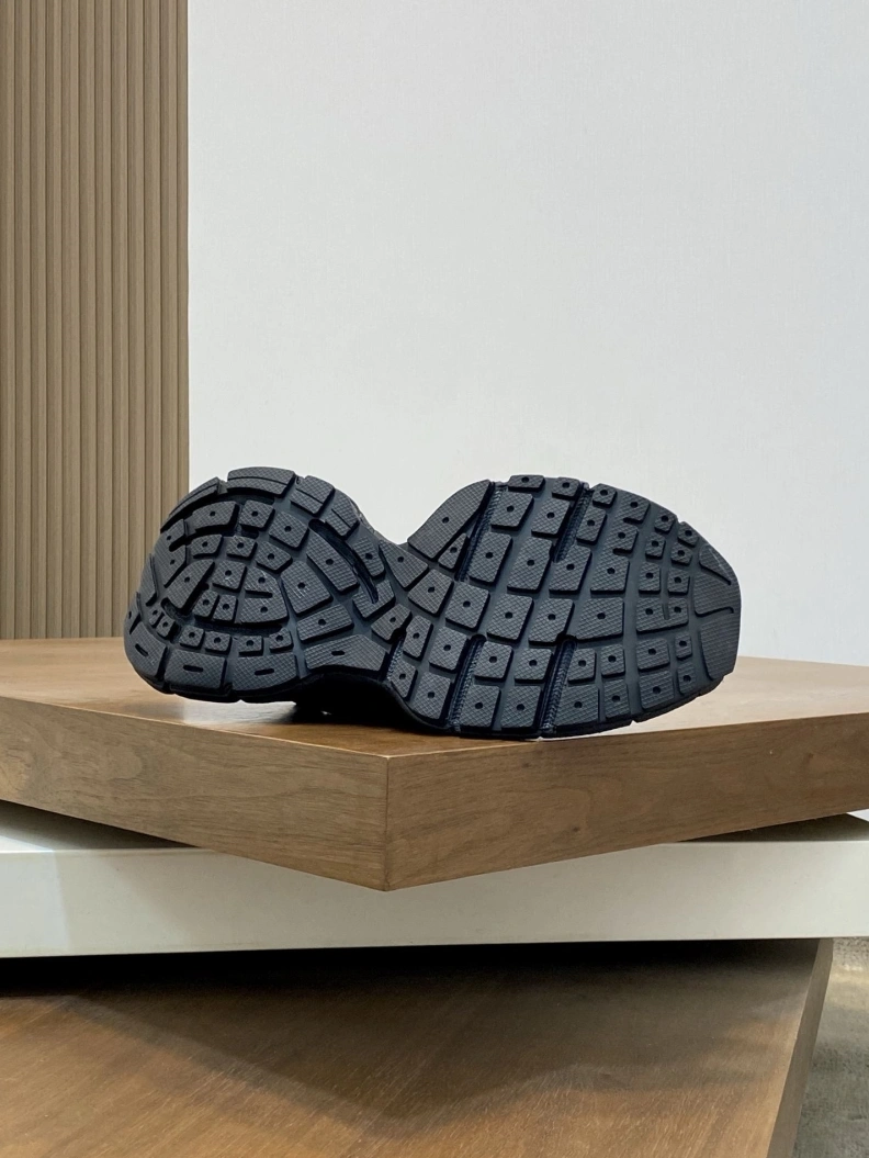 Lightweight Bxlxnciaga Sneakers 109235
