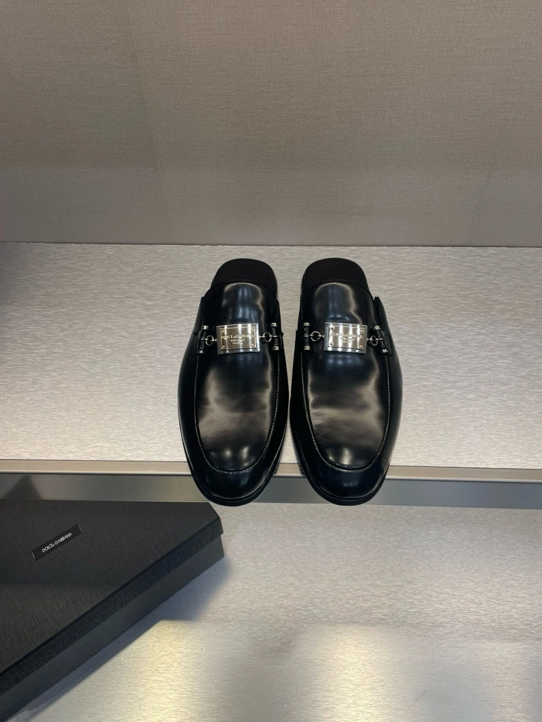 Refined Dolce & Gabbana Slippers 144935
