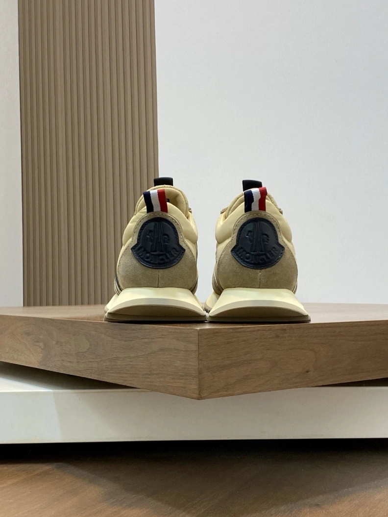 Mxnclxr Sneakers EyeCatching 197169