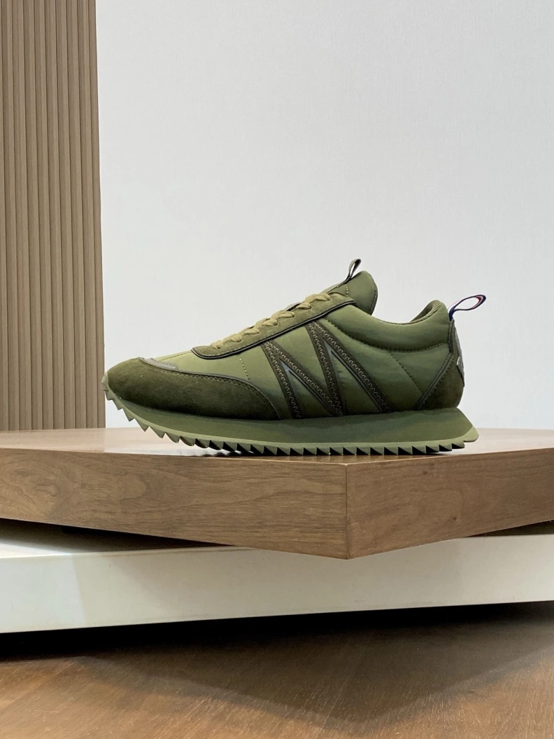 Affordable Mxnclxr Sneakers 197164