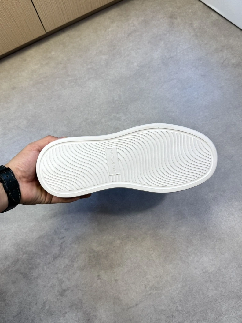 Gxvxnchy Sneakers Compact 151838