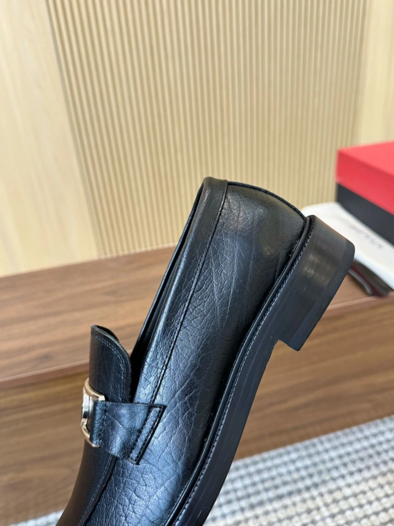 Lightweight Othxr Leather Shoes 209917