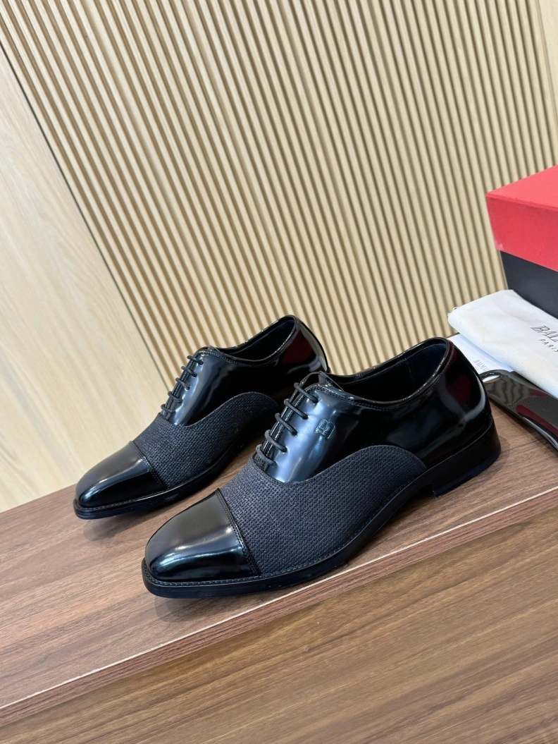 Functional Othxr Leather Shoes 209916