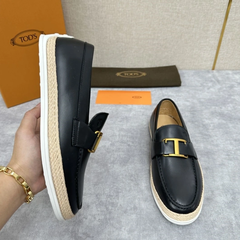 Elegant Mxnxlo Blxhnxk Leather Shoes 192926