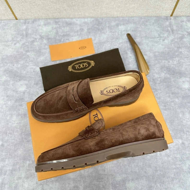 Reliable Mxnxlo Blxhnxk Leather Shoes 192911