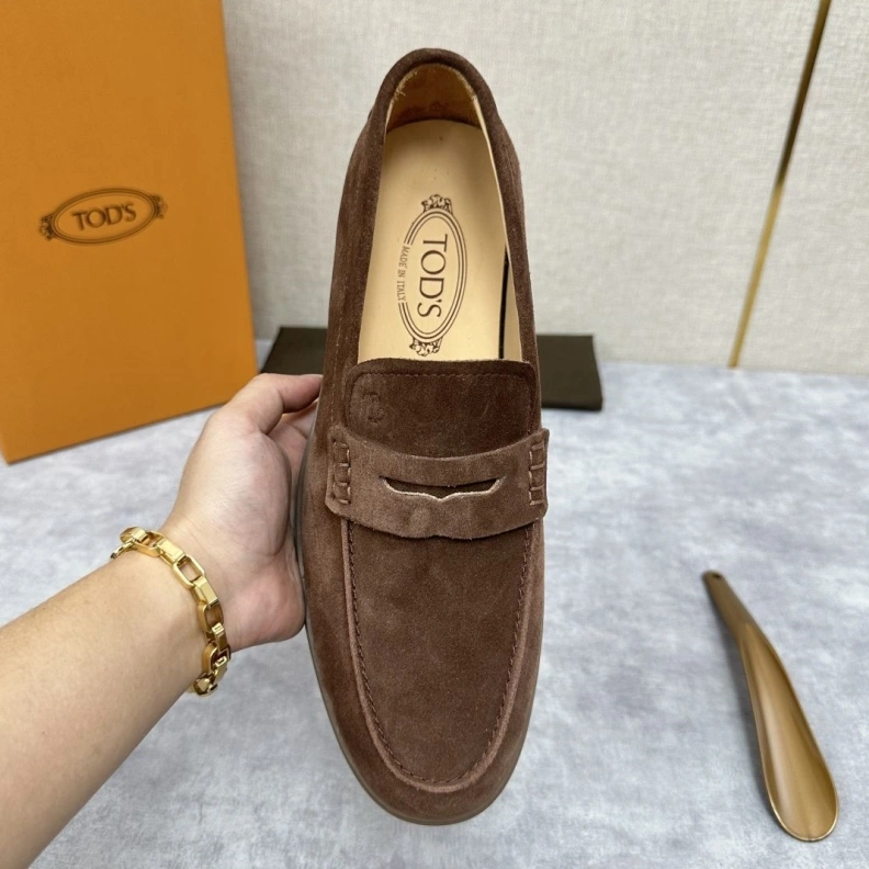 Reliable Mxnxlo Blxhnxk Leather Shoes 192911
