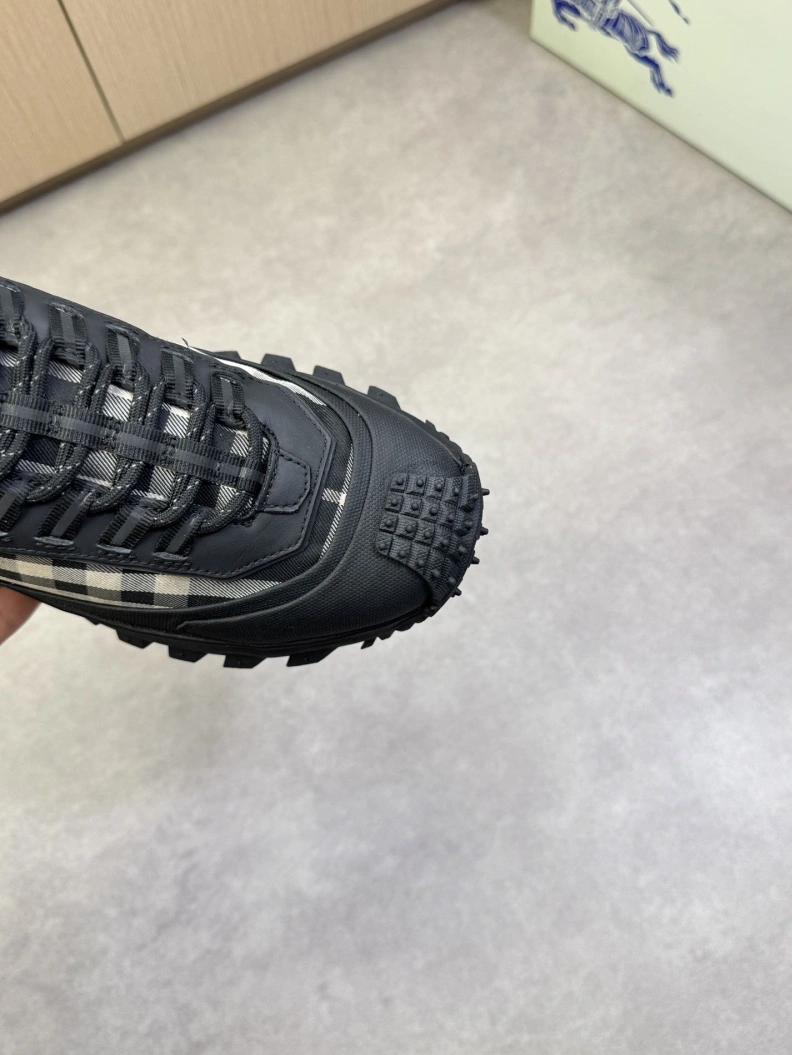 Bxrbxrry Sneakers Elegant 114384