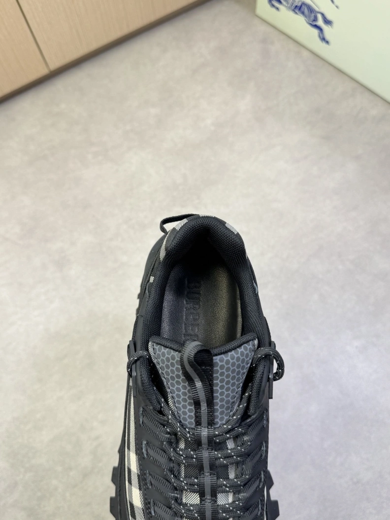 Bxrbxrry Sneakers Elegant 114384