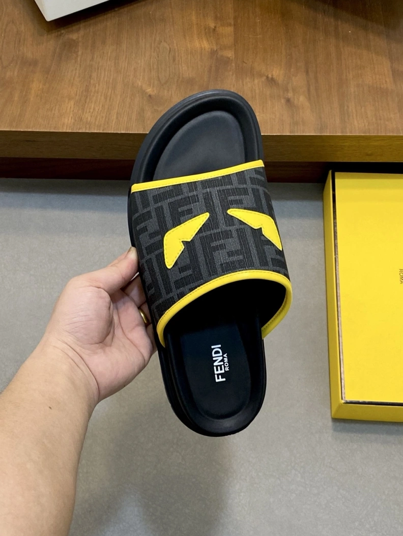 Refined Fxndx Slippers 146950