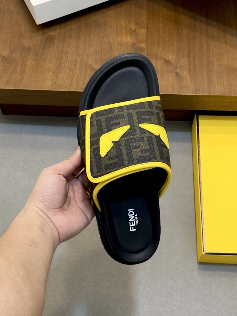 Sophisticated Fxndx Slippers 146959