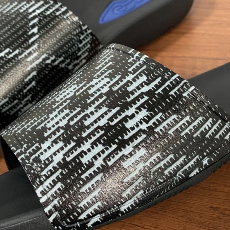 Compact Bxrbxrry Slippers 114488