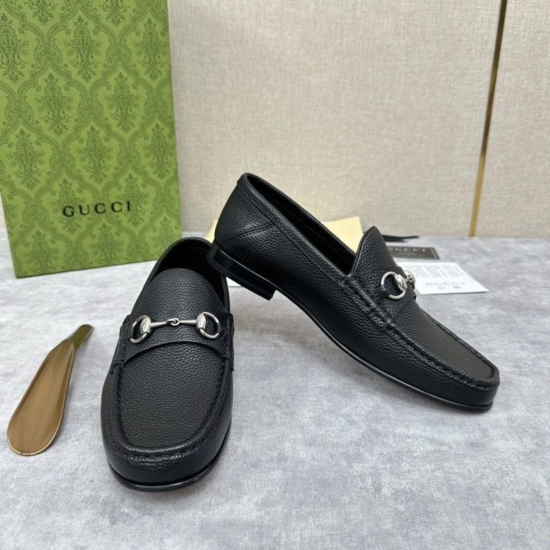 Gxccx Leather Shoes Bright 155357