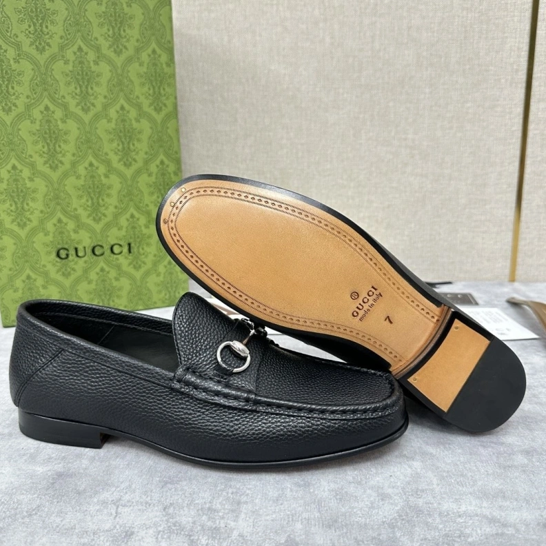 Gxccx Leather Shoes Bright 155357