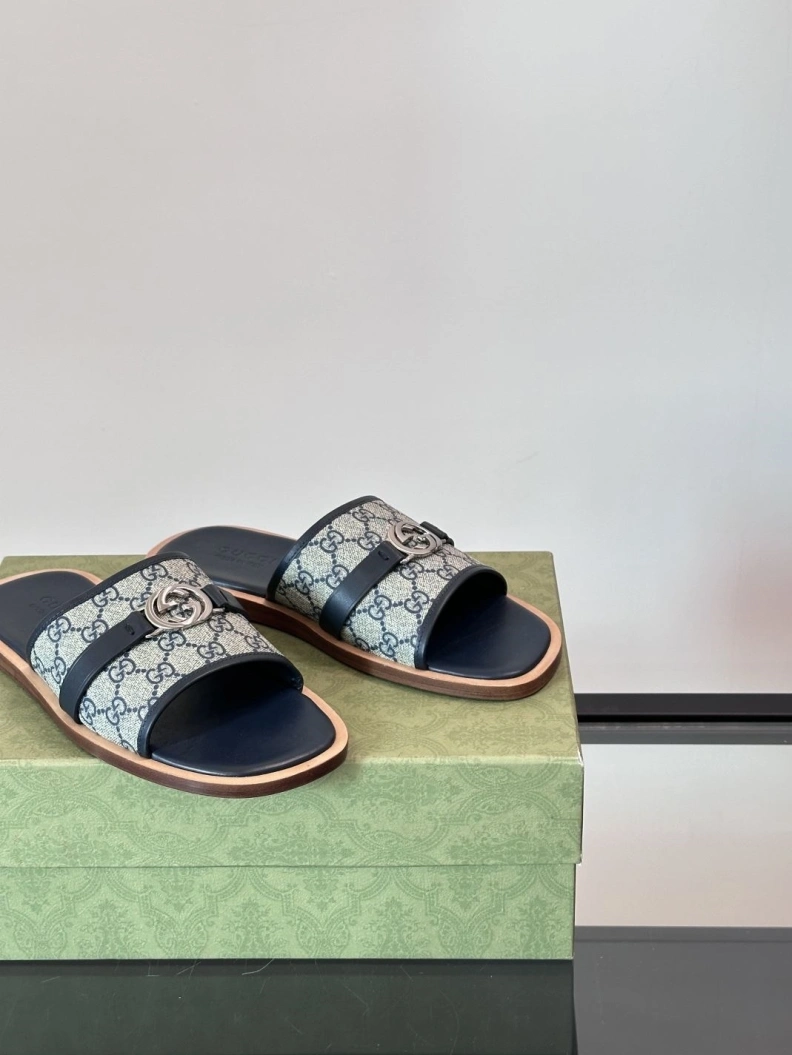 Gxccx Slippers Sleek 155298