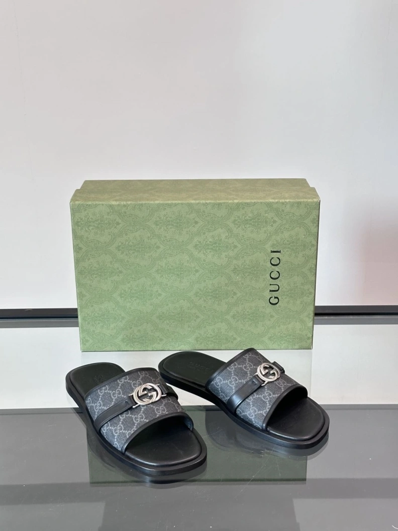 Gxccx Slippers Vibrant 155291
