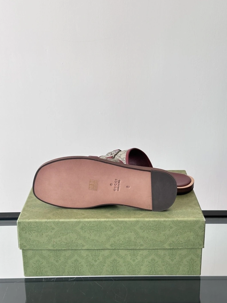 Comfortable Gxccx Slippers 155290