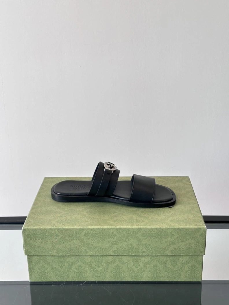 Gxccx Slippers ModernLook 155297