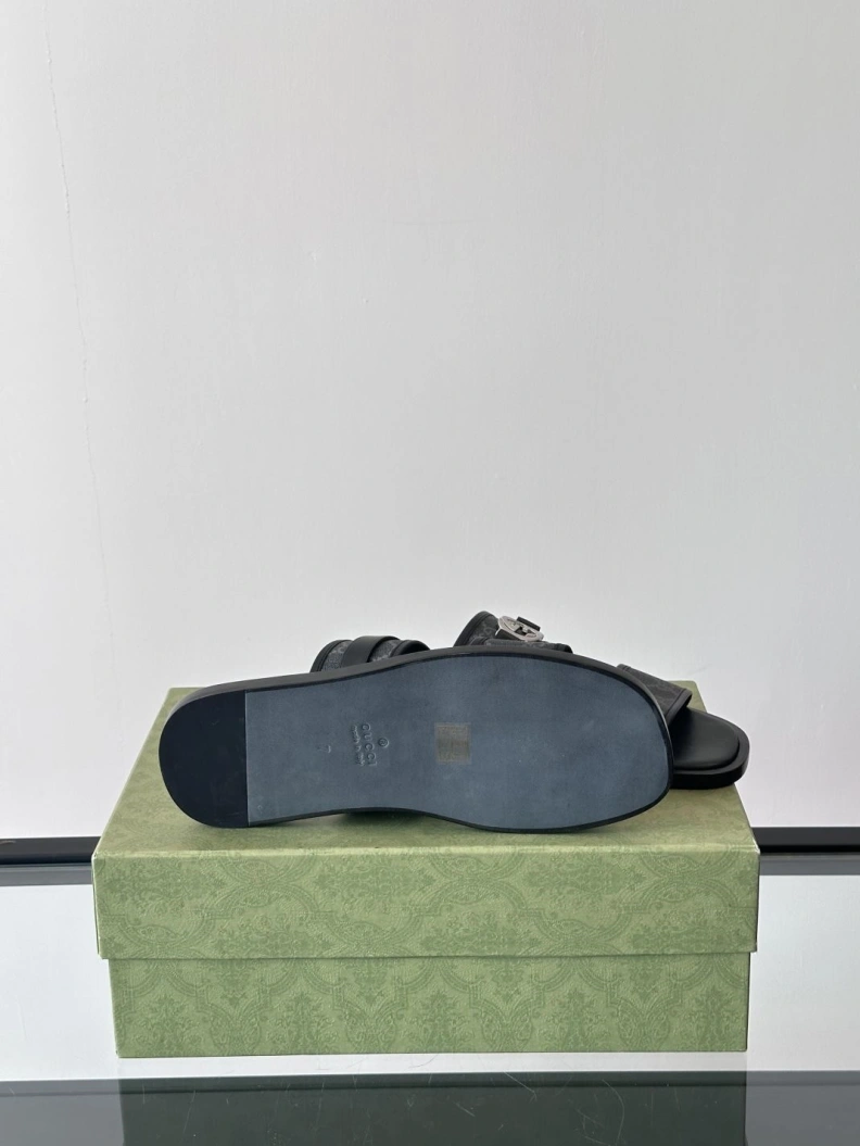 Popular Gxccx Slippers 155286