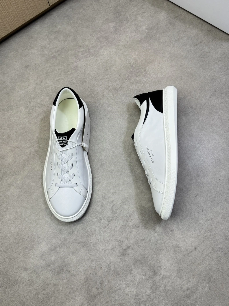 Gxvxnchy Sneakers BestValue 151850