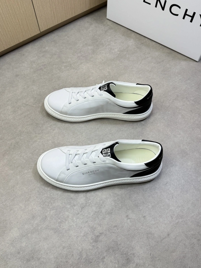 Gxvxnchy Sneakers BestValue 151850