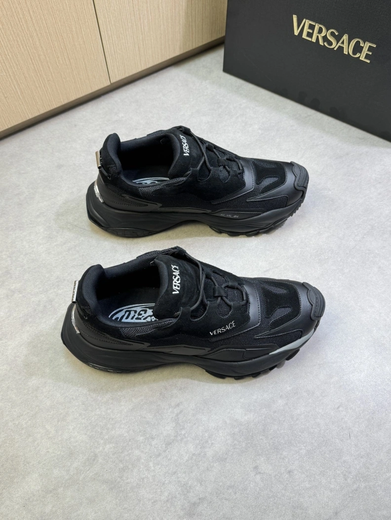 Gxvxnchy Sneakers Sleek 151851