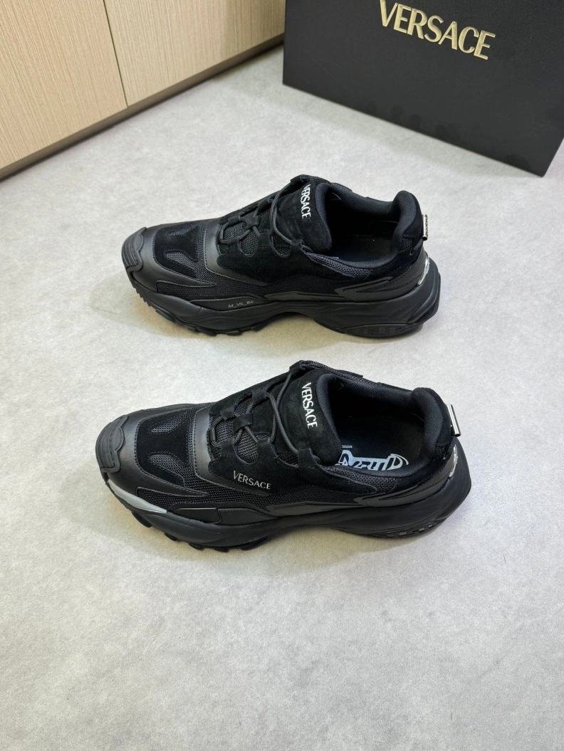 Gxvxnchy Sneakers Sleek 151851