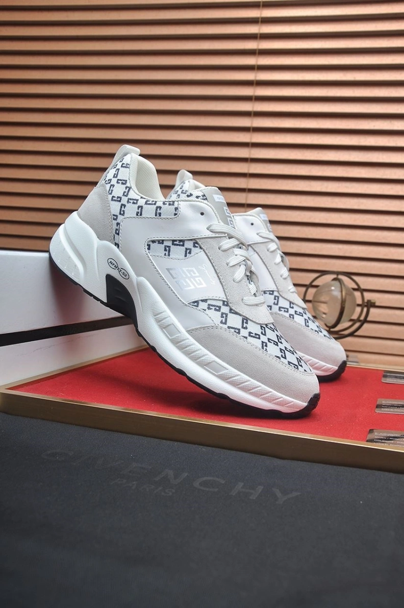 EasyMatch Gxvxnchy Sneakers 151847