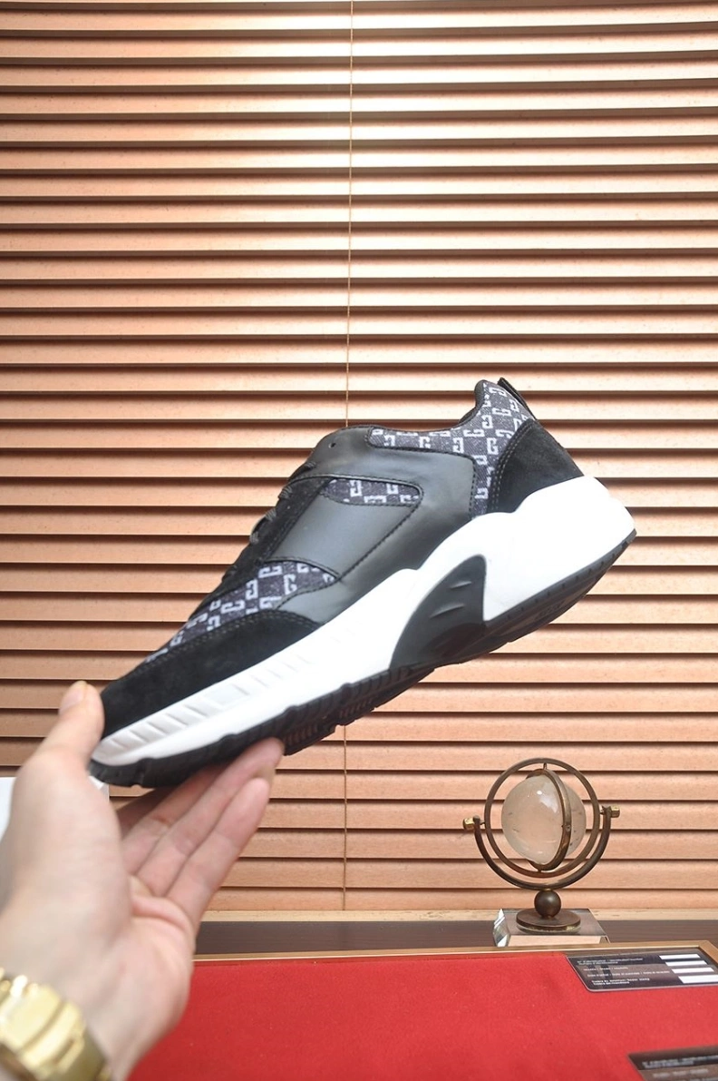 Gxvxnchy Sneakers EasyMatch 151843