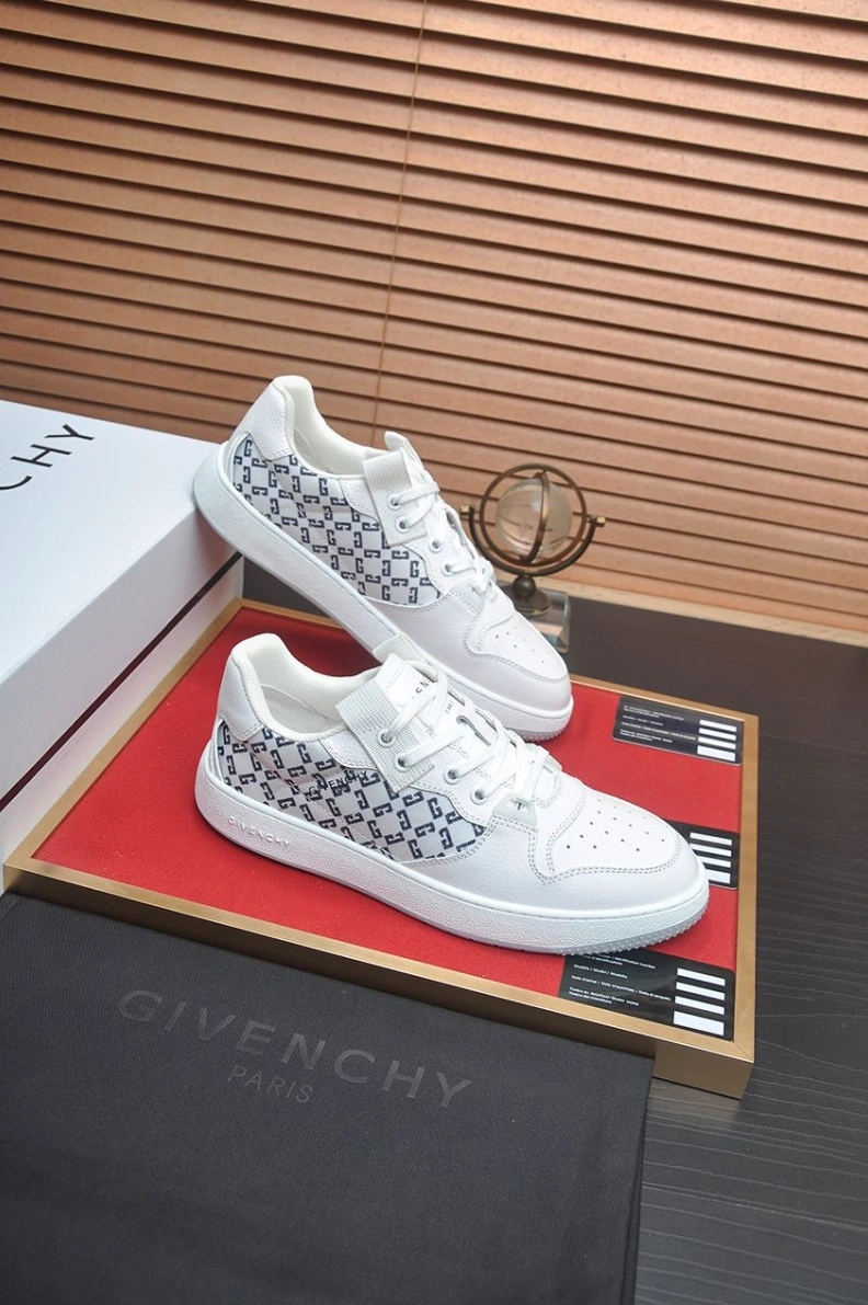 Gxvxnchy Sneakers Popular 151860