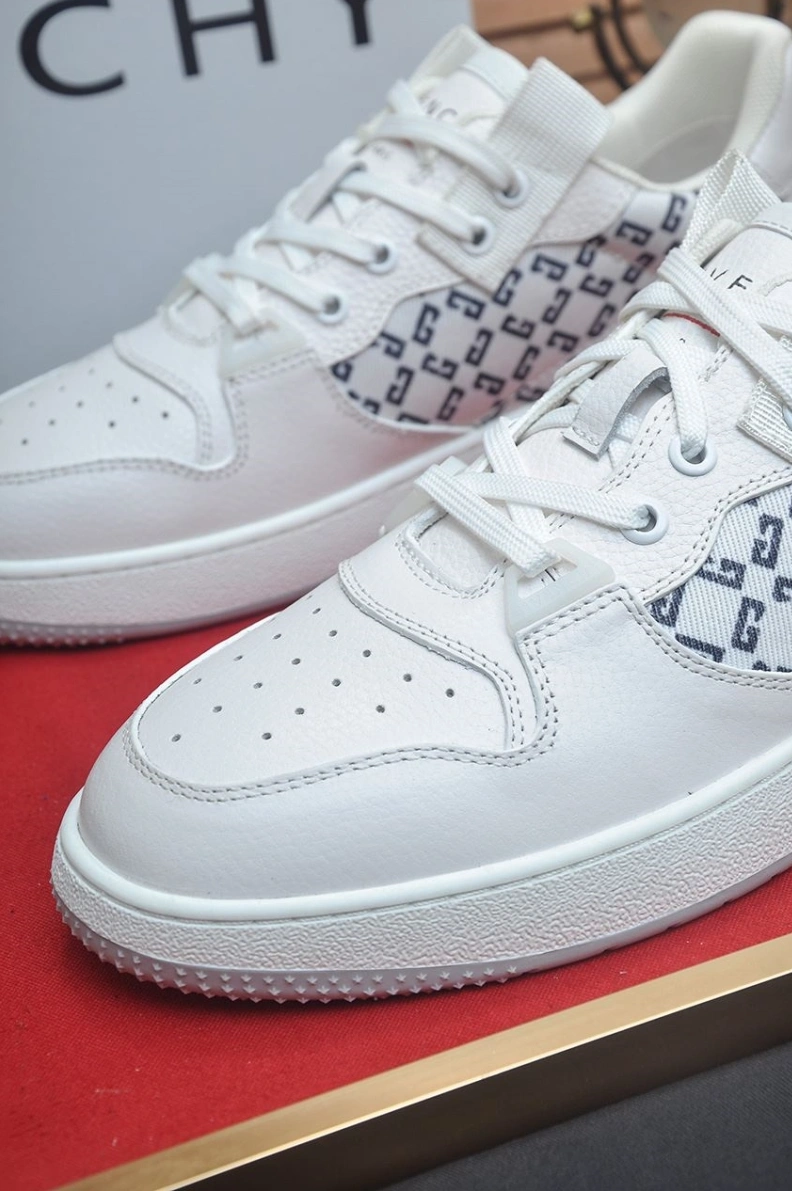 Gxvxnchy Sneakers Popular 151860
