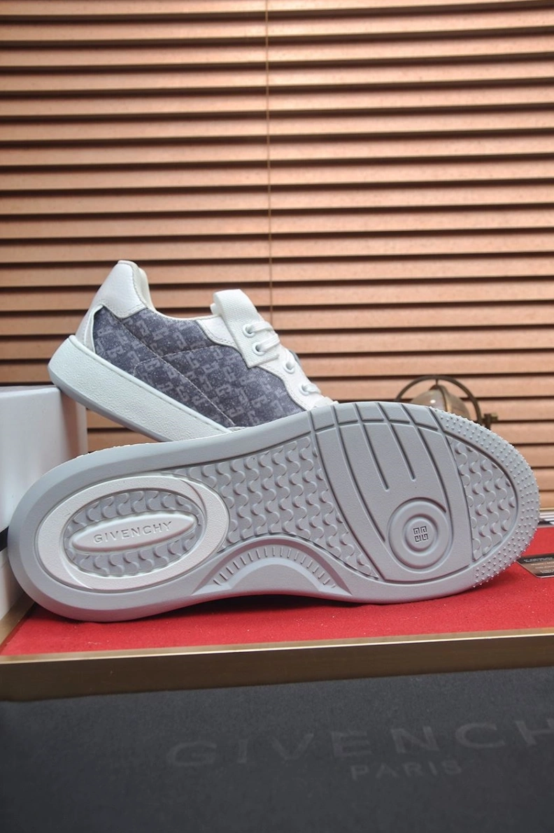 Gxvxnchy Sneakers Functional 151837