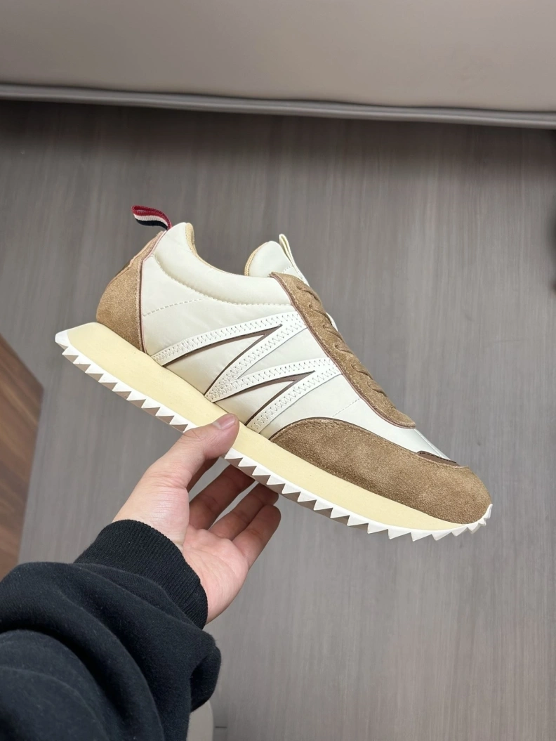 EyeCatching Mxnclxr Sneakers 197166